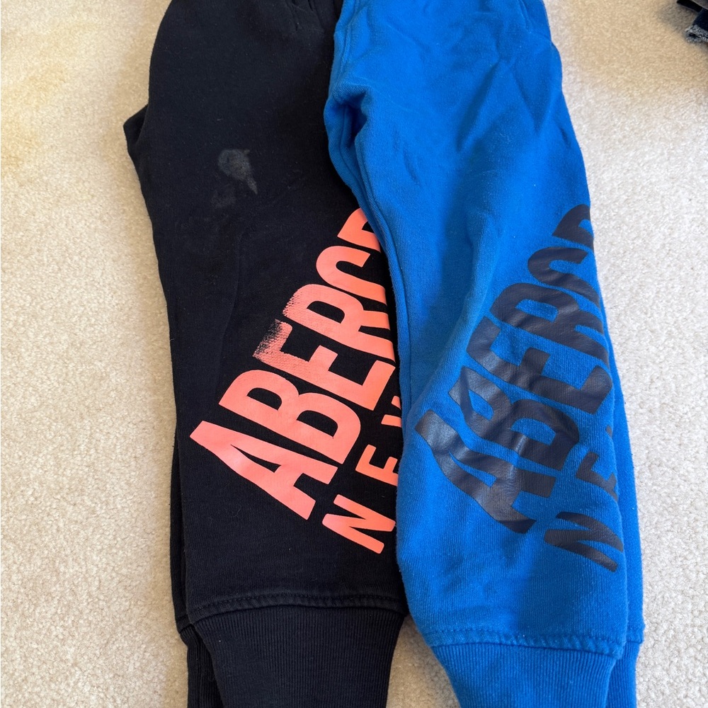 Abercrombie Kids Black and Blue Joggers, set of 2, size 5/6
